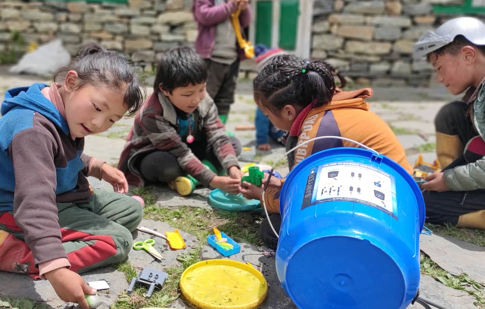 2 jeux enfants école de Samdo septembre 2020