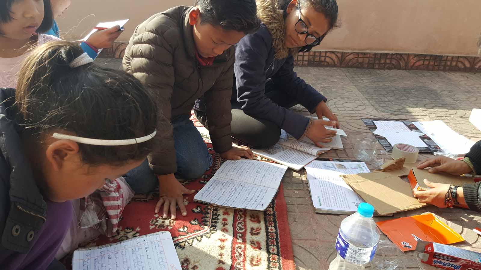 au travail au foyer de katmandou